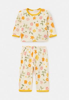 Комплект из лонгслива и брюк